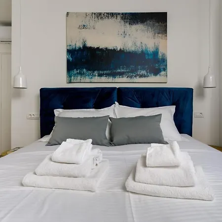 Modern Elia With 40sqm Heated Pool, 3 Bedrooms, And Split Views *