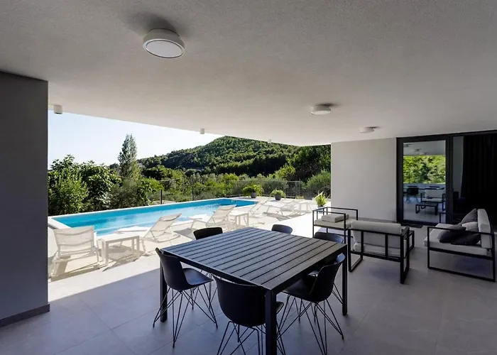 Modern Elia With 40sqm Heated Pool, 3 Bedrooms, And Split Views *