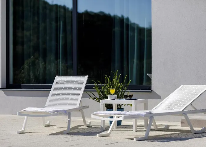 فيلة Modern Elia With 40sqm Heated Pool, 3 Bedrooms, And Split Views سولين
